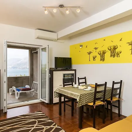 Apartment Oliva *